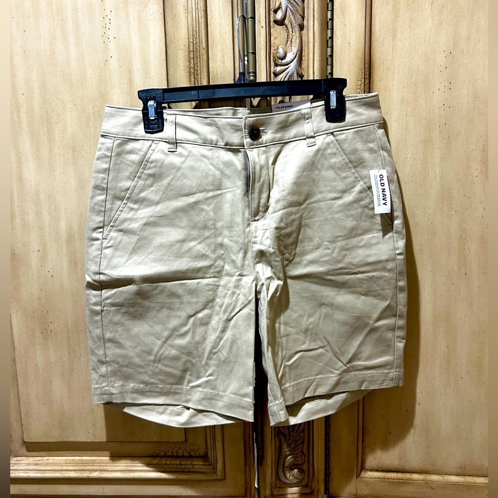 Old Navy Bermuda high rise